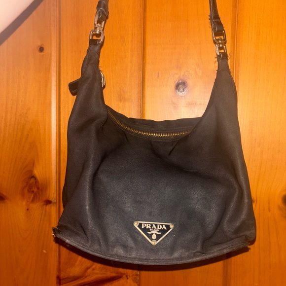 Super cute vintage black Prada bag! - Picture 3 of 5